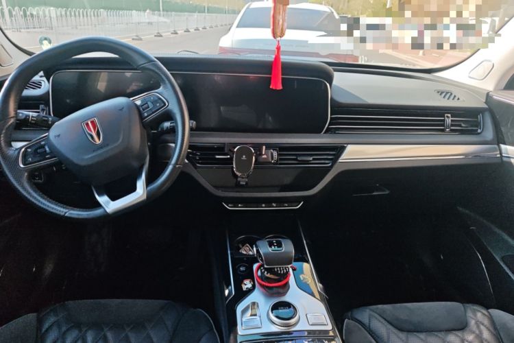 Used Hongqi HS5 2019 2.0T Smart Connect Flagship Edition Center Console