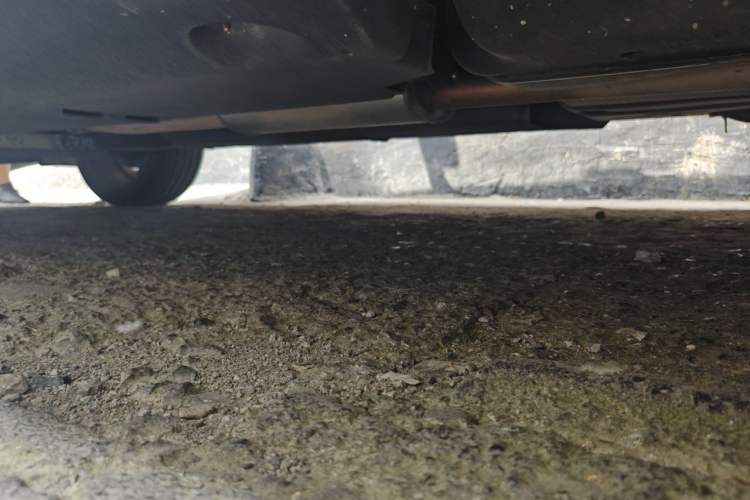 Used Hongqi HS5 2019 2.0T Smart Connect Flagship All-Wheel-Drive Version Chassis Rear Left