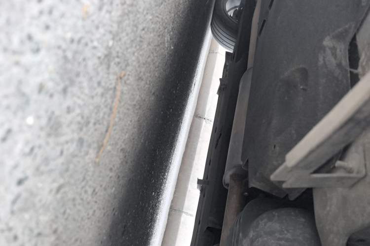 Used Hongqi HS5 2019 2.0T Smart Connect Flagship All-Wheel-Drive Version Chassis Rear Left