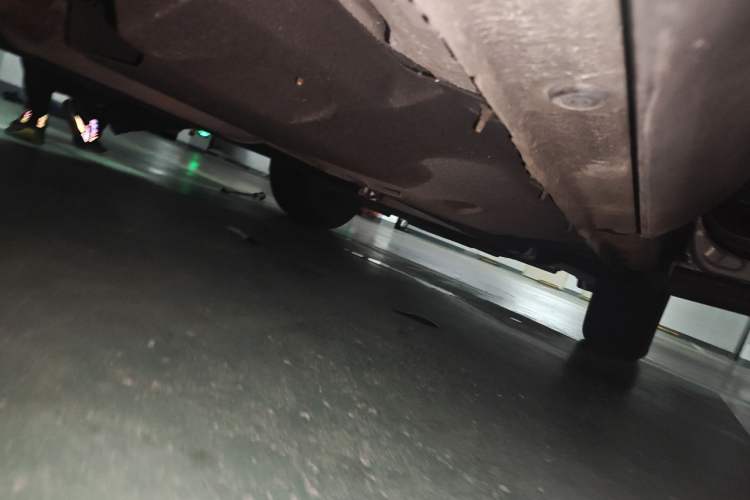 Used Hongqi HS5 2019 2.0T Smart Connect Flagship Edition Chassis Rear Right