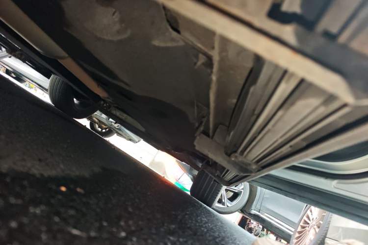 Used Hongqi HS5 2019 2.0T Smart Connect Flagship Edition Chassis Rear Right