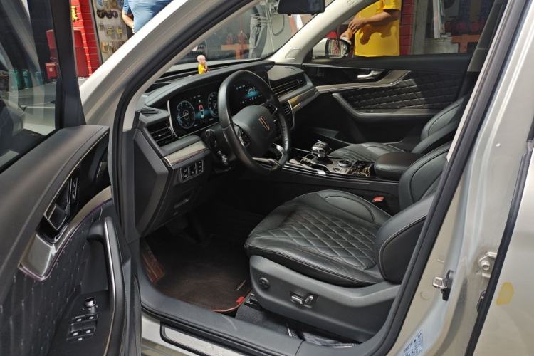 Used Hongqi HS5 2019 2.0T Smart Connect Flagship All-Wheel-Drive Version Driver Seat