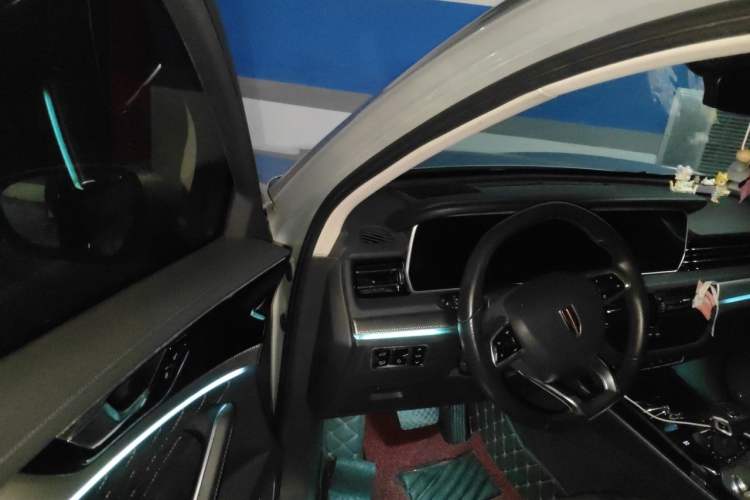 Used Hongqi HS5 2019 2.0T Smart Connect Flagship All-Wheel-Drive Version Driver Seat