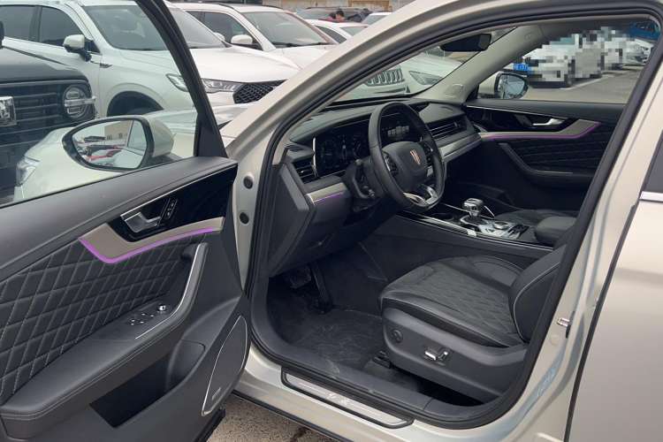 Used Hongqi HS5 2019 2.0T Smart Connect Flagship All-Wheel-Drive Version Driver Seat