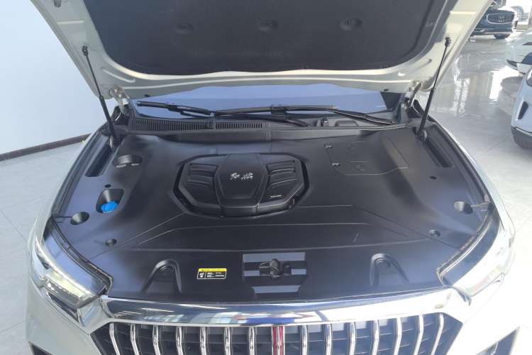 Used Hongqi HS5 2019 2.0T Smart Connect Flagship Edition Engine Bay