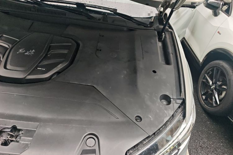 Used Hongqi HS5 2019 2.0T Smart Connect Flagship Edition Engine Bay Left