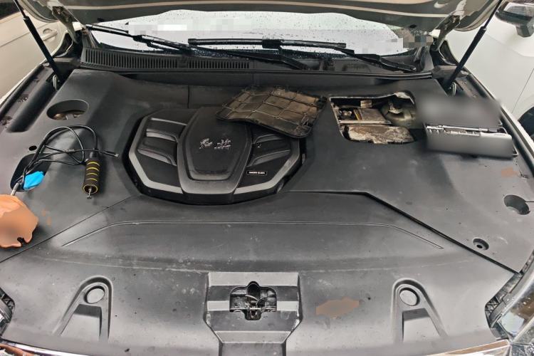 Used Hongqi HS5 2019 2.0T Smart Connect Flagship Edition Engine Bay