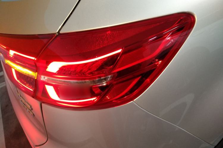 Used Hongqi HS5 2019 2.0T Smart Connect Flagship Edition Exterior 3