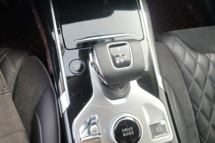 Used Hongqi HS5 2019 2.0T Smart Connect Flagship Edition Gear Lever