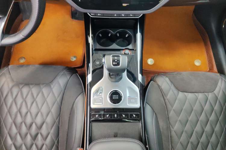 Used Hongqi HS5 2019 2.0T Smart Connect Flagship All-Wheel-Drive Version Gear Lever