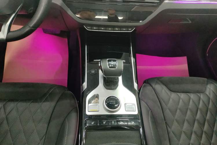 Used Hongqi HS5 2019 2.0T Smart Connect Flagship Edition Gear Lever