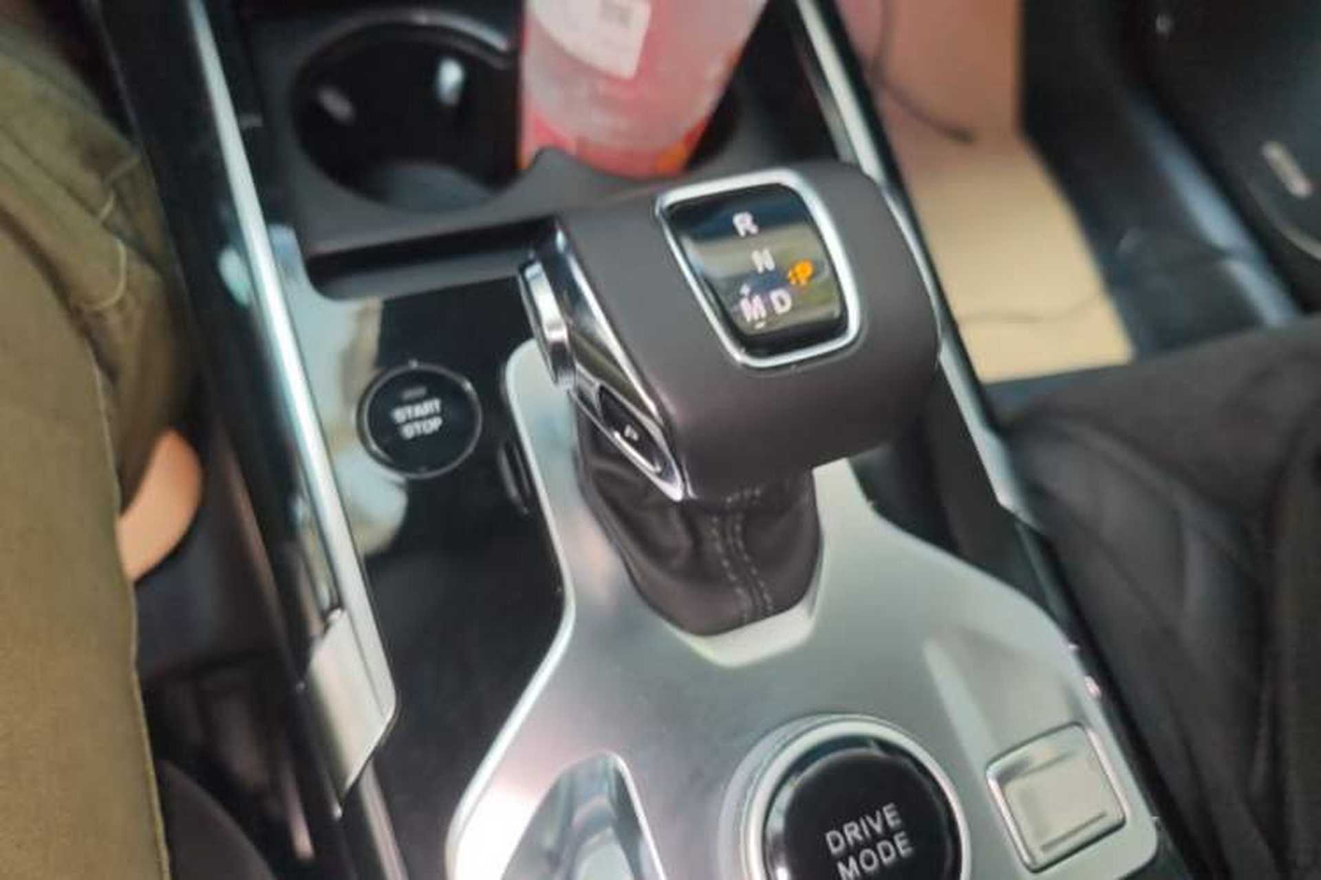 Used Hongqi HS5 2019 2.0T Smart Connect Flagship Edition Gear Lever