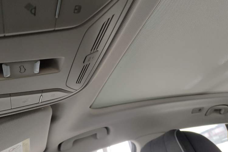 Used Hongqi HS5 2019 2.0T Smart Connect Flagship Edition Headliner
