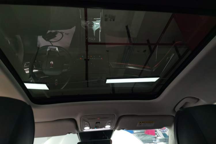 Used Hongqi HS5 2019 2.0T Smart Connect Flagship All-Wheel-Drive Version Headliner