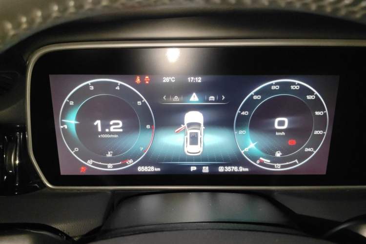 Used Hongqi HS5 2019 2.0T Smart Connect Flagship All-Wheel-Drive Version Instrument Cluster