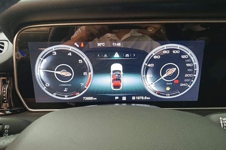 Used Hongqi HS5 2019 2.0T Smart Connect Flagship Edition Instrument Cluster