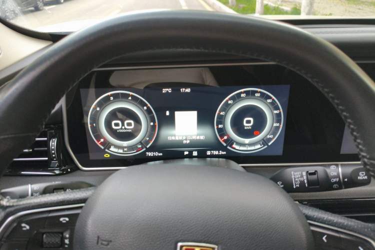 Used Hongqi HS5 2019 2.0T Smart Connect Flagship Edition Instrument Cluster