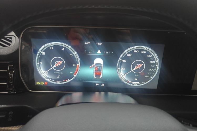 Used Hongqi HS5 2019 2.0T Smart Connect Flagship All-Wheel-Drive Version Instrument Cluster