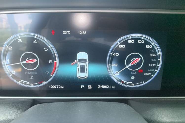 Used Hongqi HS5 2019 2.0T Smart Connect Flagship All-Wheel-Drive Version Instrument Cluster