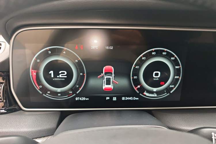 Used Hongqi HS5 2019 2.0T Smart Connect Flagship Edition Instrument Cluster