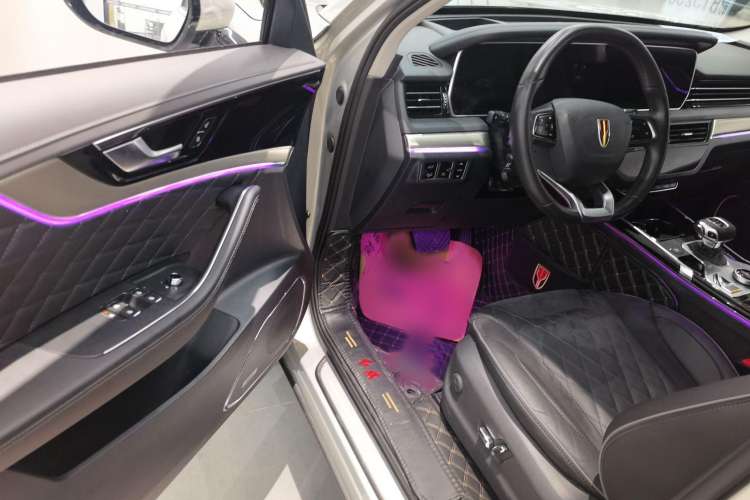 Used Hongqi HS5 2019 2.0T Smart Connect Flagship Edition Interior 2