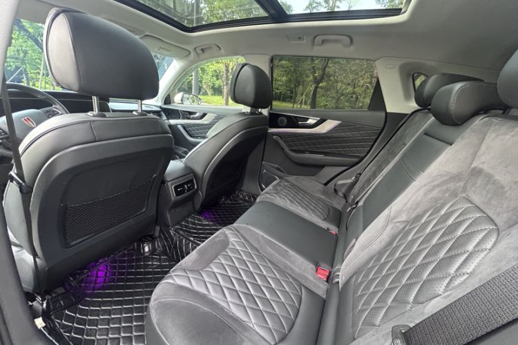 Used Hongqi HS5 2019 2.0T Smart Connect Flagship All-Wheel-Drive Version Interior 3