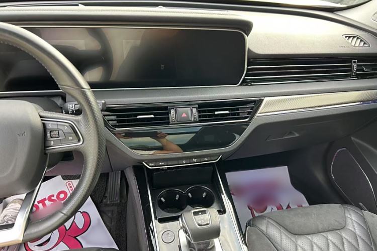 Used Hongqi HS5 2019 2.0T Smart Connect Flagship Edition Interior 3