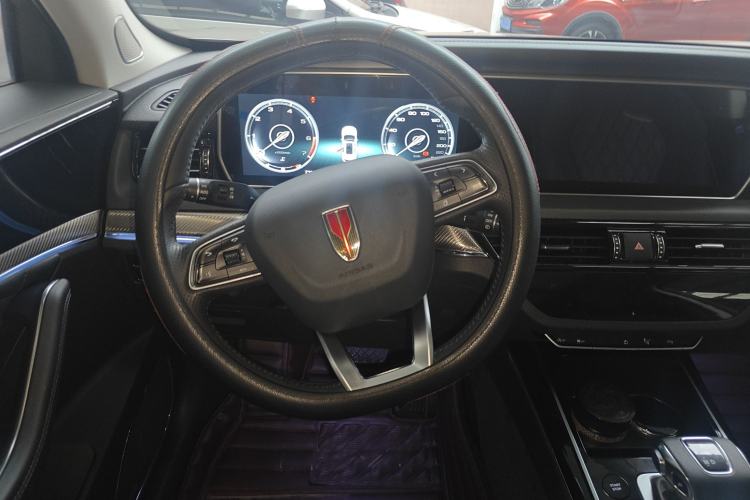 Used Hongqi HS5 2019 2.0T Smart Connect Flagship All-Wheel-Drive Version Interior 3