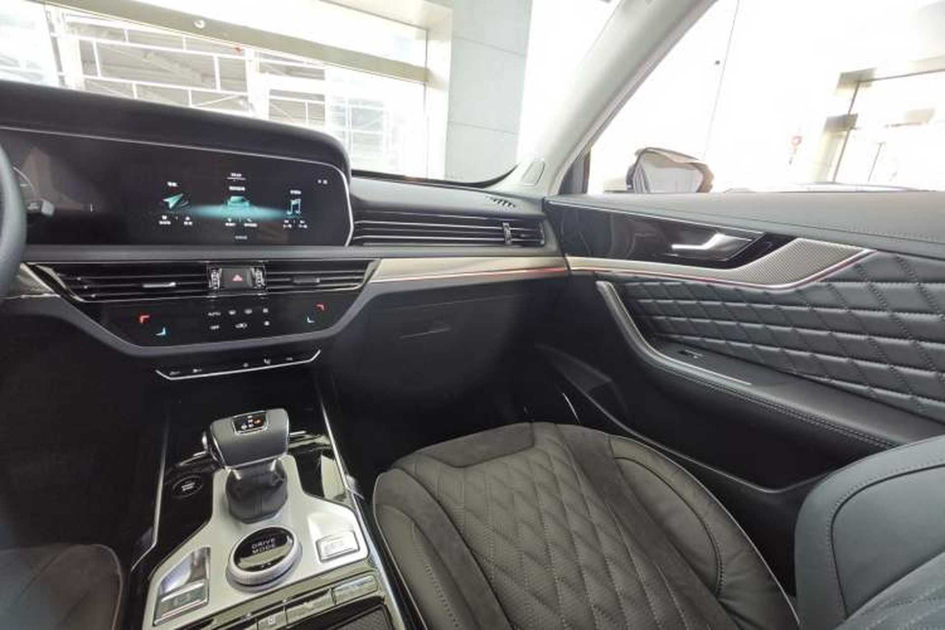Used Hongqi HS5 2019 2.0T Smart Connect Flagship Edition Interior 5