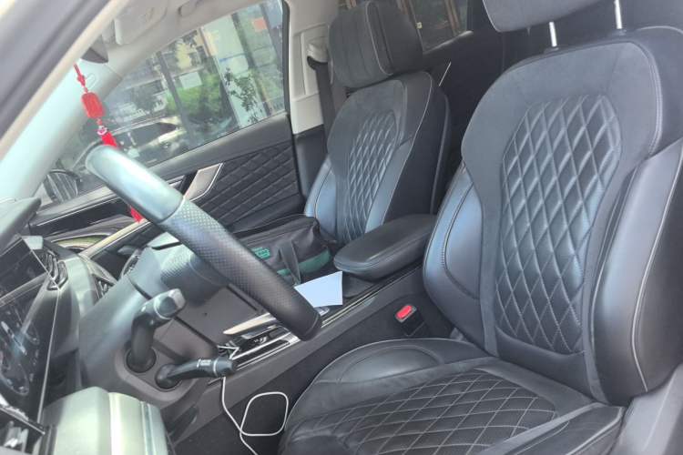 Used Hongqi HS5 2019 2.0T Smart Connect Flagship All-Wheel-Drive Version Left Front Seat