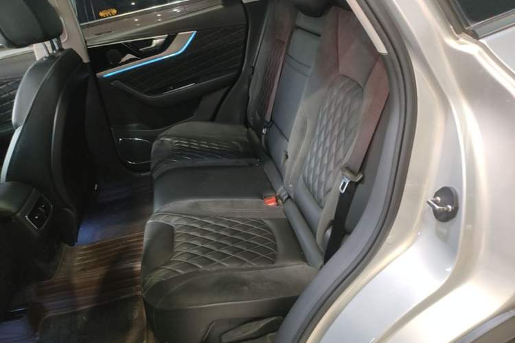 Used Hongqi HS5 2019 2.0T Smart Connect Flagship Edition Left Rear Seat