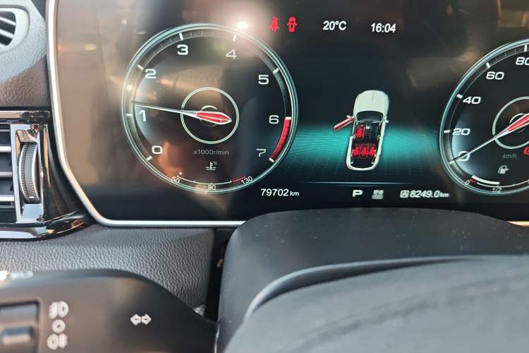 Used Hongqi HS5 2019 2.0T Smart Connect Flagship Edition Odometer Close Up