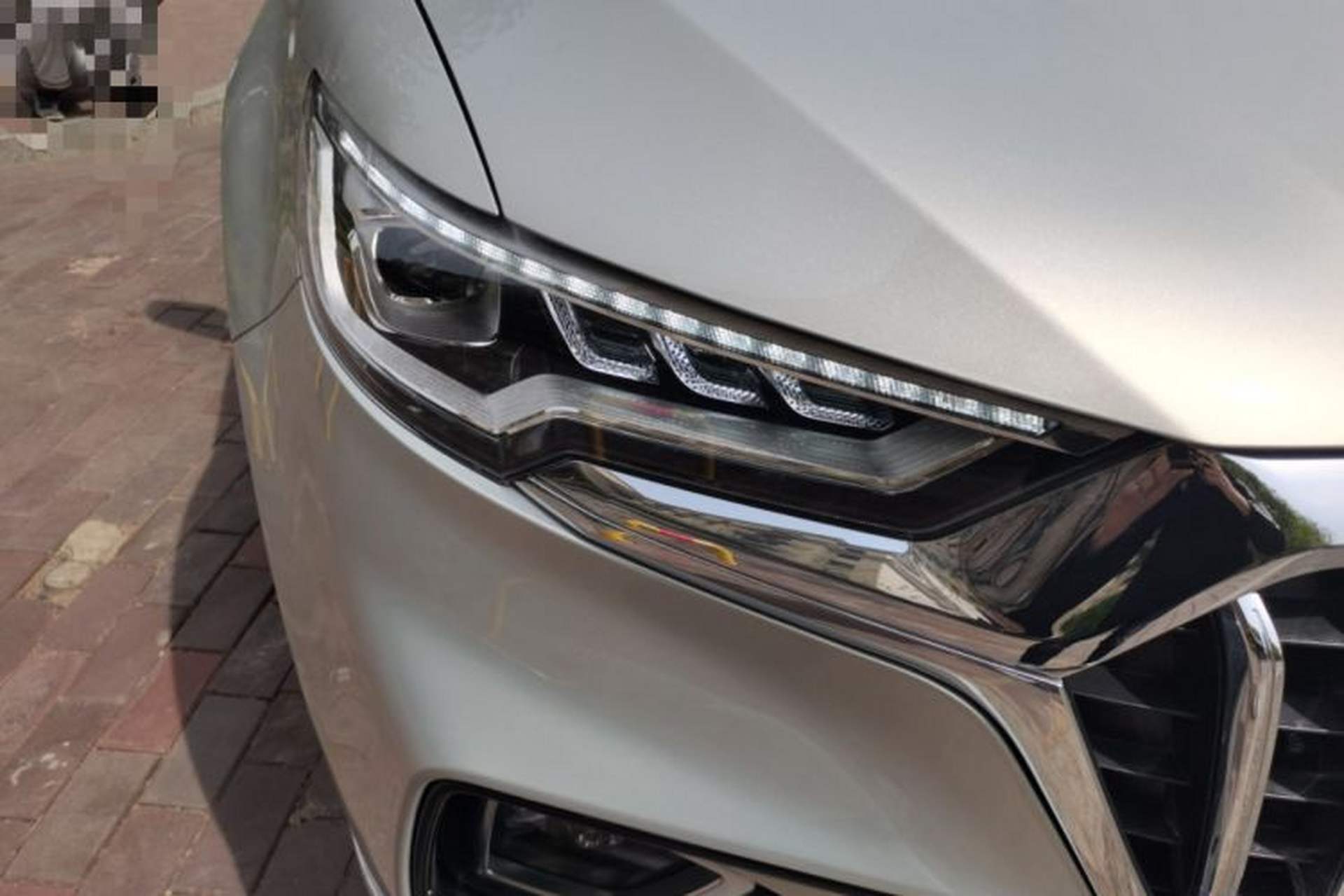 Used Hongqi HS5 2019 2.0T Smart Connect Flagship Edition Right Front Headlight