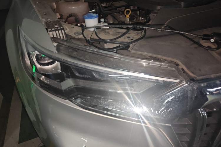 Used Hongqi HS5 2019 2.0T Smart Connect Flagship Edition Right Front Headlight