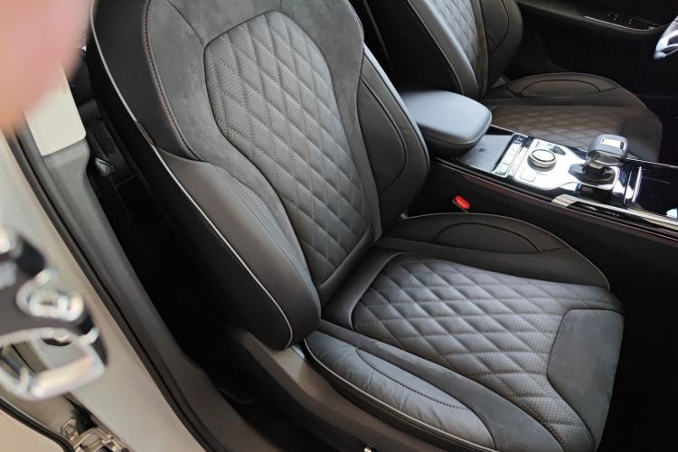 Used Hongqi HS5 2019 2.0T Smart Connect Flagship Edition Right Front Seat
