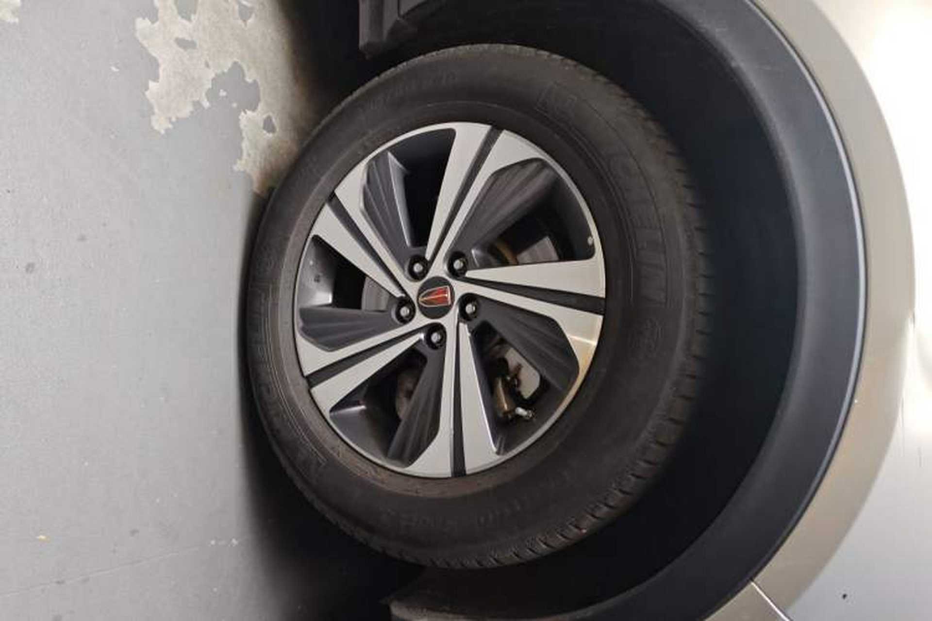Used Hongqi HS5 2019 2.0T Smart Connect Flagship Edition Right Front Wheel Hub