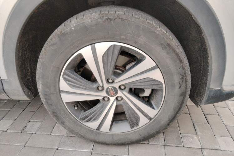 Used Hongqi HS5 2019 2.0T Smart Connect Flagship Edition Right Front Wheel Hub