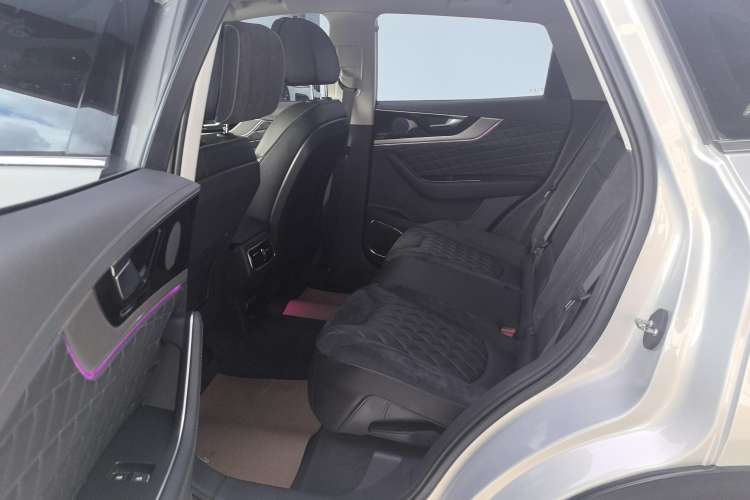 Used Hongqi HS5 2019 2.0T Smart Connect Flagship Edition Right Rear Seat