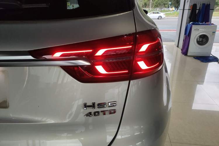 Used Hongqi HS5 2019 2.0T Smart Connect Flagship Edition Right Rear Taillight