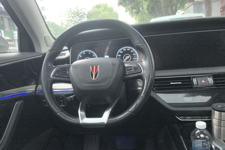 Used Hongqi HS5 2019 2.0T Smart Connect Flagship All-Wheel-Drive Version Steering Wheel