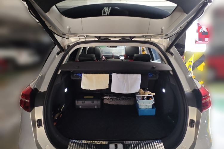 Used Hongqi HS5 2019 2.0T Smart Connect Flagship Edition Trunk