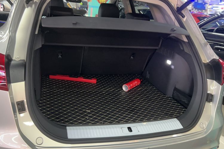 Used Hongqi HS5 2019 2.0T Smart Connect Flagship Edition Trunk