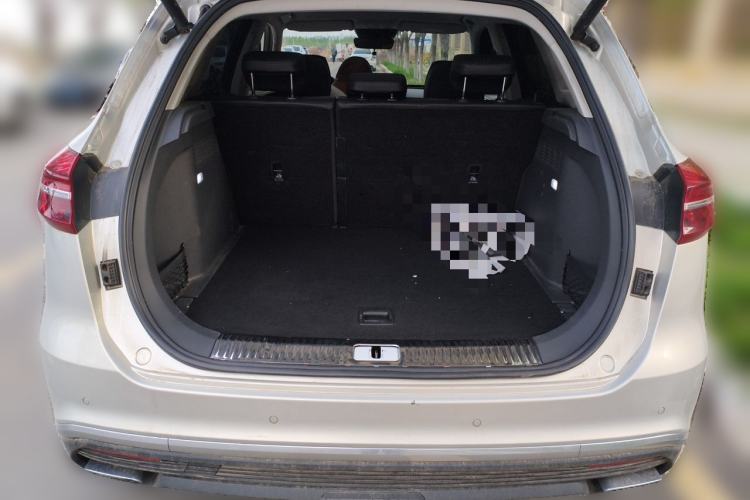 Used Hongqi HS5 2019 2.0T Smart Connect Flagship Edition Trunk