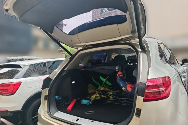 Used Hongqi HS5 2019 2.0T Smart Connect Flagship Edition Trunk