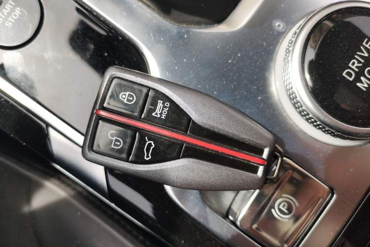 Used Hongqi HS5 2019 2.0T Smart Connect Flagship Edition Vehicle Key