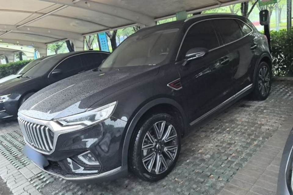 Hongqi HS5 2022