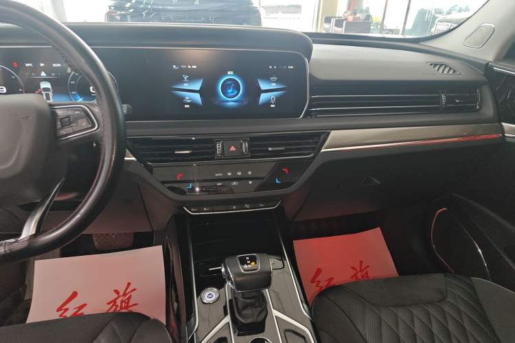 Used Hongqi HS5 2022 2.0T Smart Connect Flagship Enjoyment Purchase Edition Audio And AC Panel