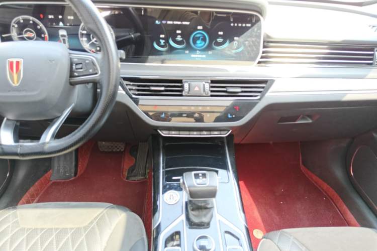 Used Hongqi HS5 2022 Revised Version 2.0T Smart Connect Flagship Edition Audio And AC Panel