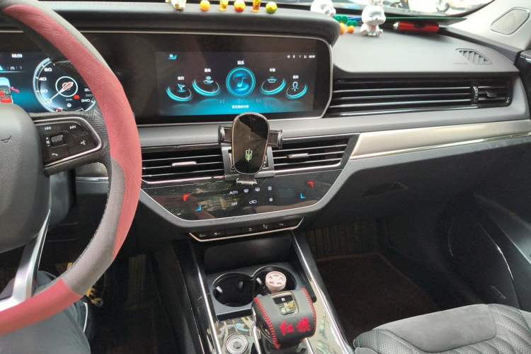 Used Hongqi HS5 2022 2.0T Smart Connect Flagship All-Wheel-Drive Version Audio And AC Panel