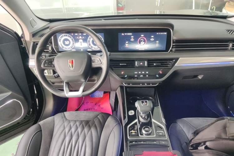 Used Hongqi HS5 2022 Facelifted Version 2.0T Smart Connect Flagship All-Wheel-Drive Edition Audio And AC Panel